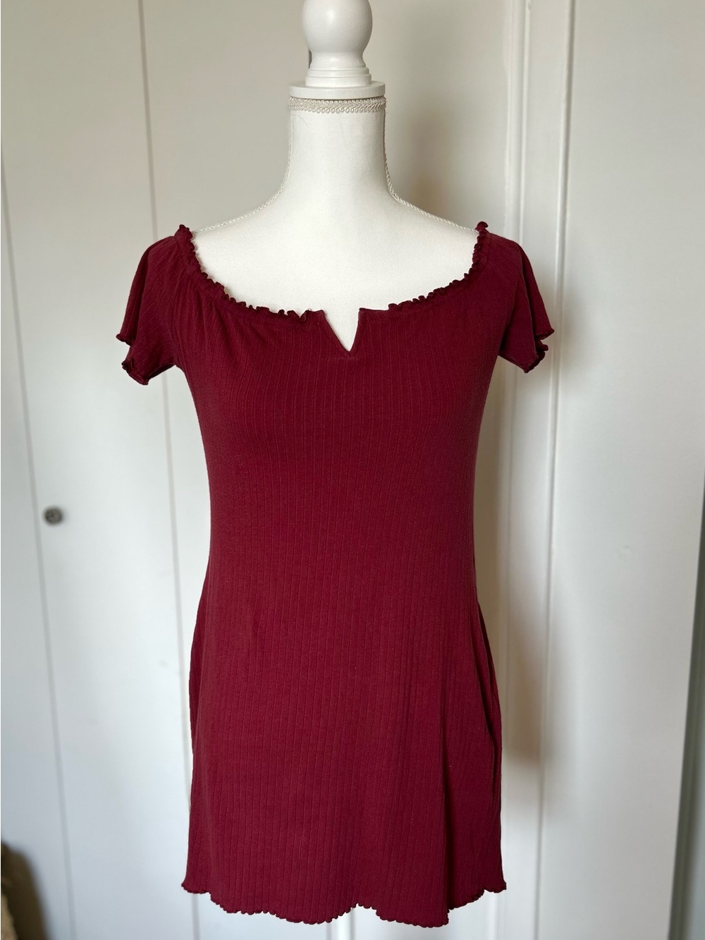 SHEIN Ribbed Notch-Neck Mini Dress in Burgundy